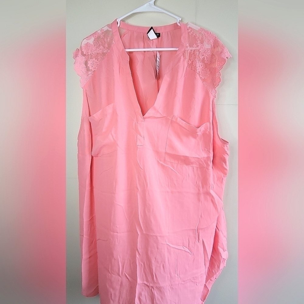 NWT Torrid Lace Inset Georgette Tank‎ Top, Size 5